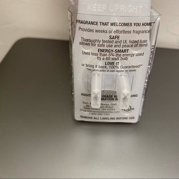 2021 Bath & Body Works Sugar Skull Light Up Wallflower Plug - Picture 6 of 11